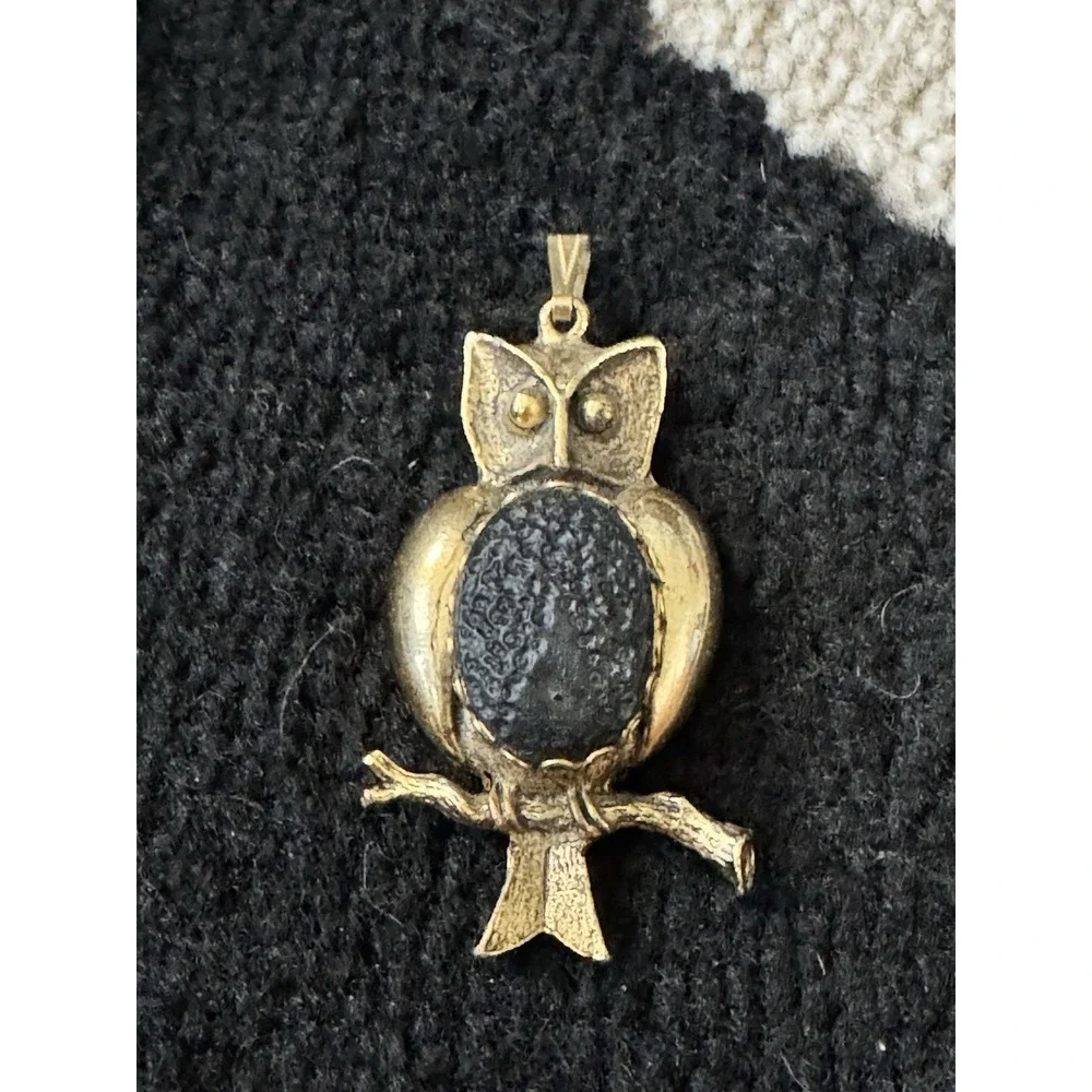 Owl Pendant Gold Tone with Black Onyx‎ Vintage